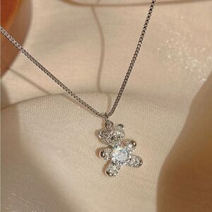 CZ SILVER TINY BEAR NECKLACE